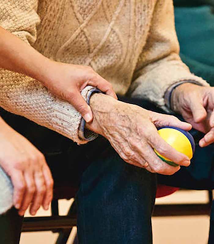 El síndrome del cuidador es un achaque muy común entre las personas cuidadoras
